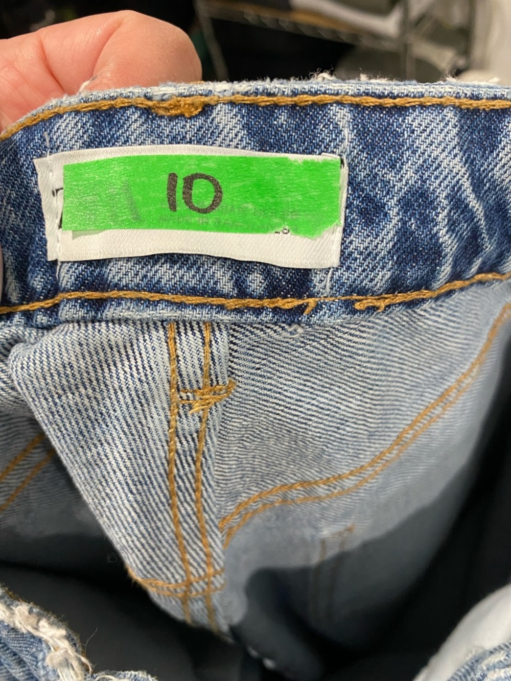 10